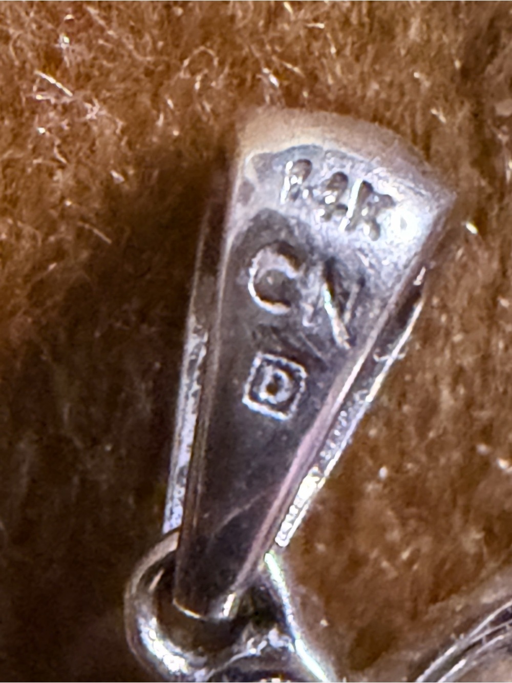 Vintage 14 K Solid Gold Delmar Diamond Locket - Picture 7 of 10